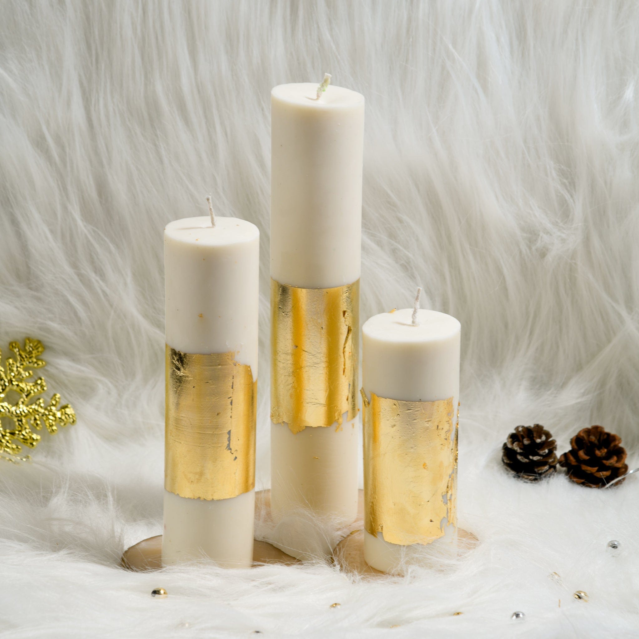 Peace - Set of 3 White Gold Pillar Candles - Cinnamon Roll Scented