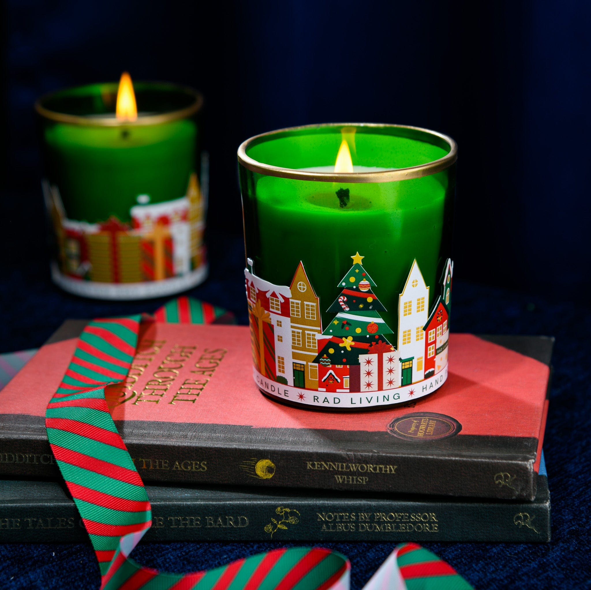 Green Merry Town - Gift Box of 1 Scented Candle